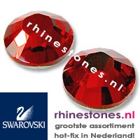 Light Siam Swarovski® SS6 (1.9 - 2.1mm)